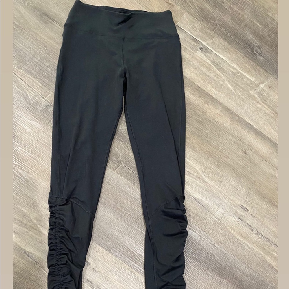 Victoria’s Secret PINK leggings